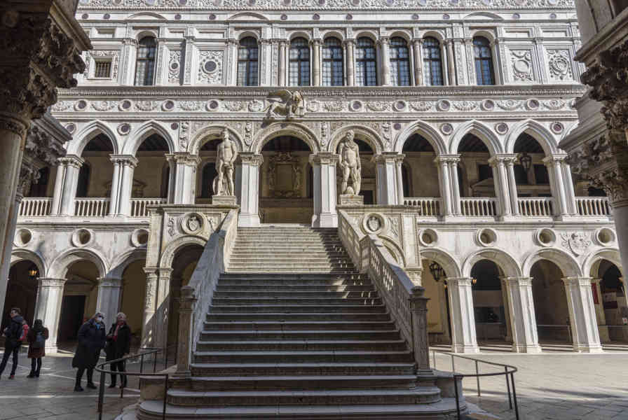 Italia - Venecia 046 - palacio Ducal.jpg